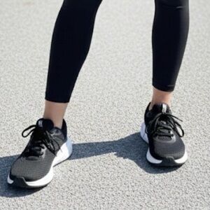 PUMA Skyrocket PumaLite Sneakers, Women’s Size 6, Black